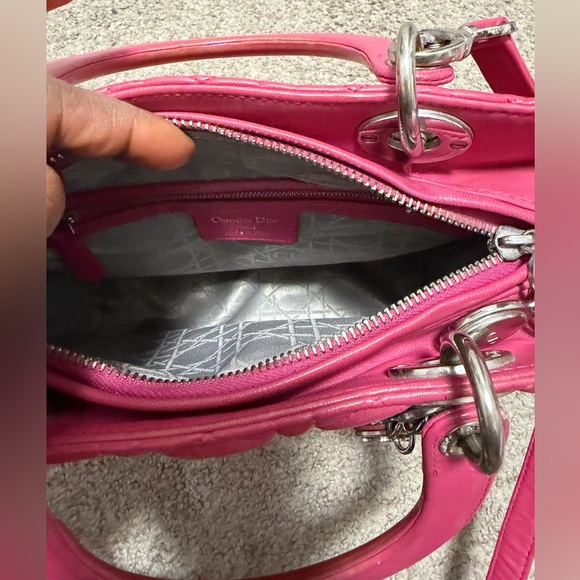 Pink Quilted Handbag - Picture 3 of 9